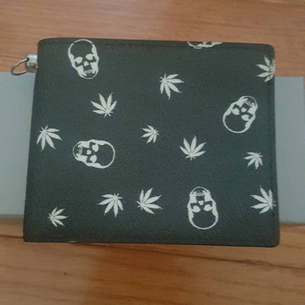 Lucien Pellat Finet skull and leaf wallet